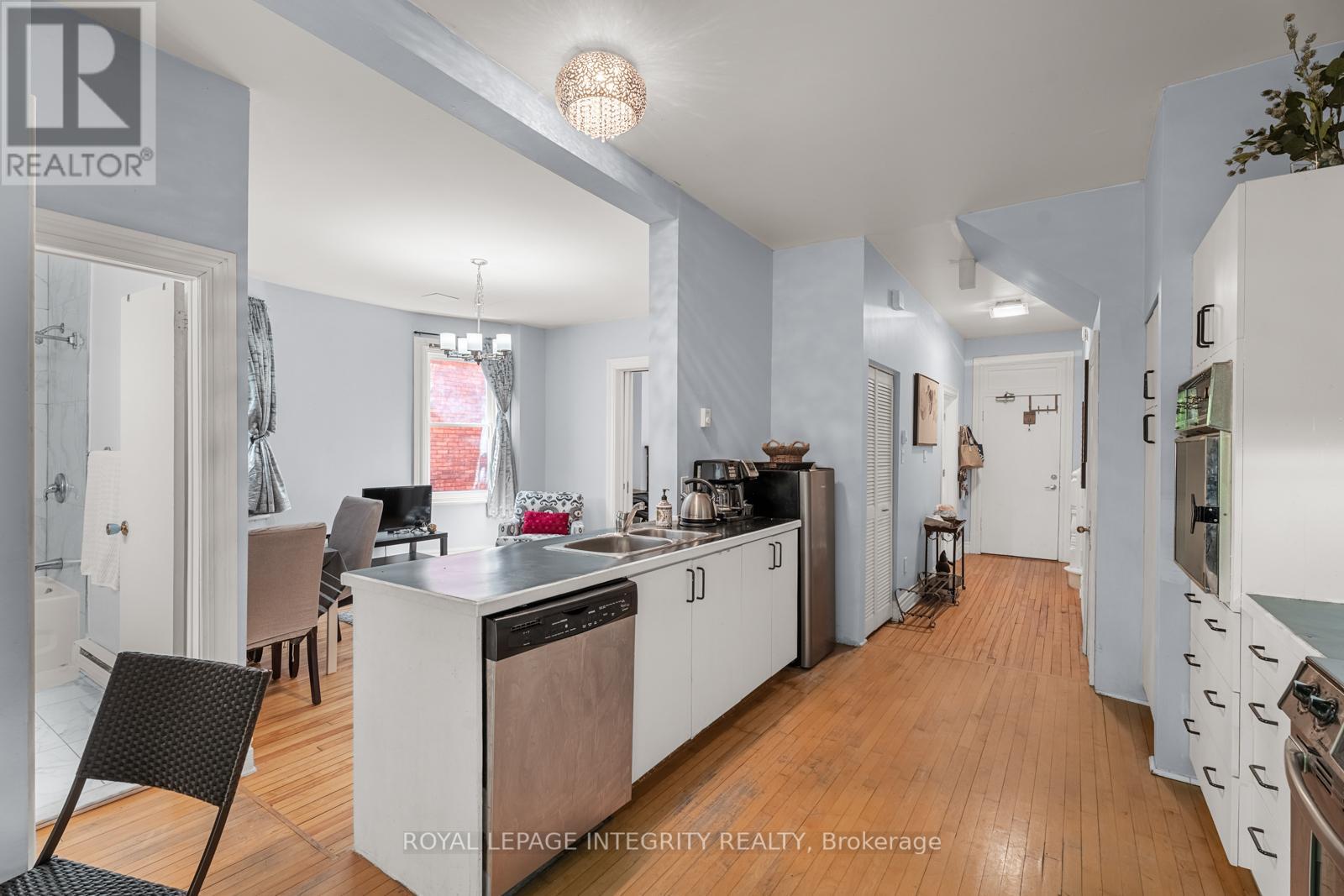 339 Chapel Street, Ottawa, Ontario  K1N 7Z5 - Photo 10 - X12722776