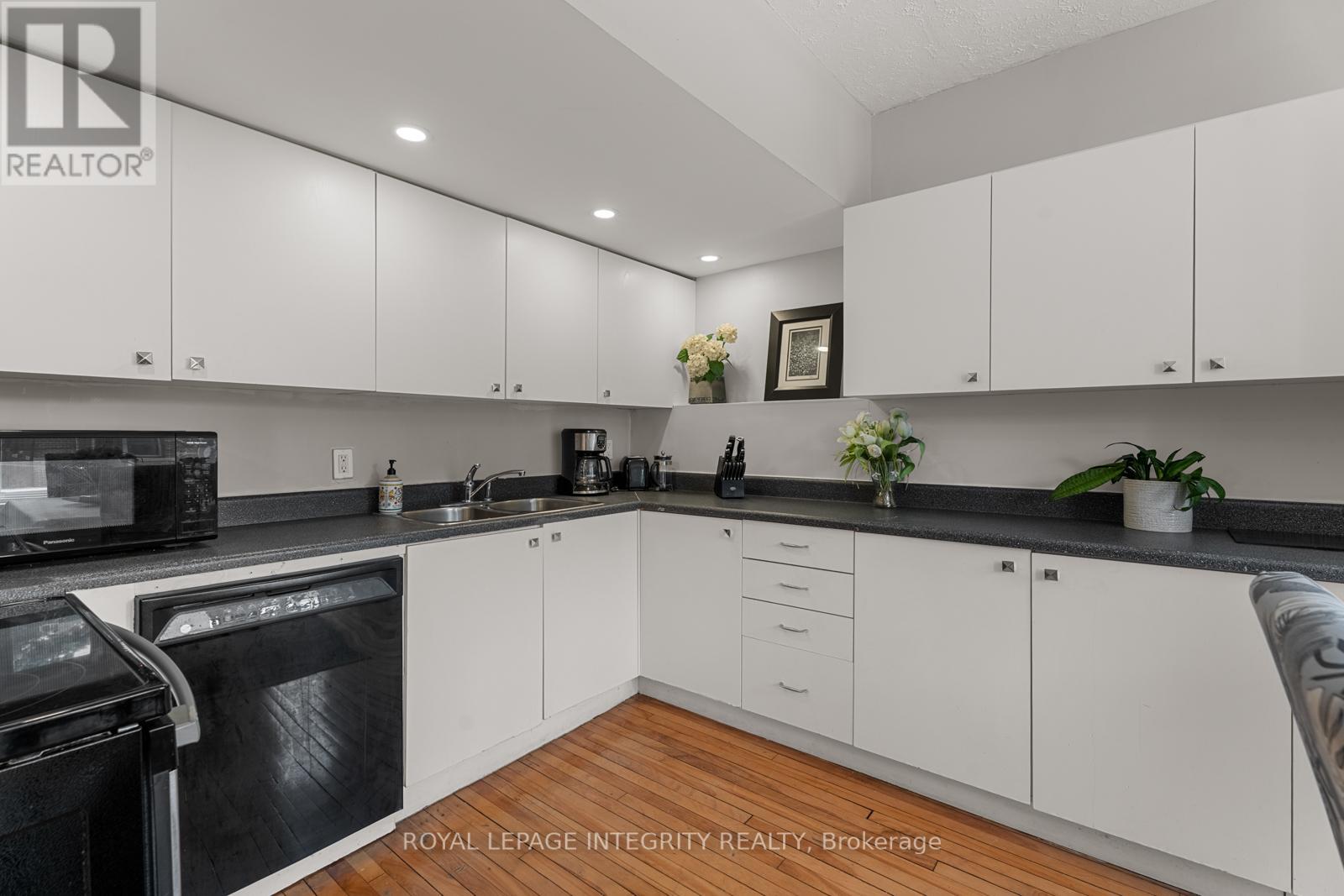 339 Chapel Street, Ottawa, Ontario  K1N 7Z5 - Photo 18 - X12722776