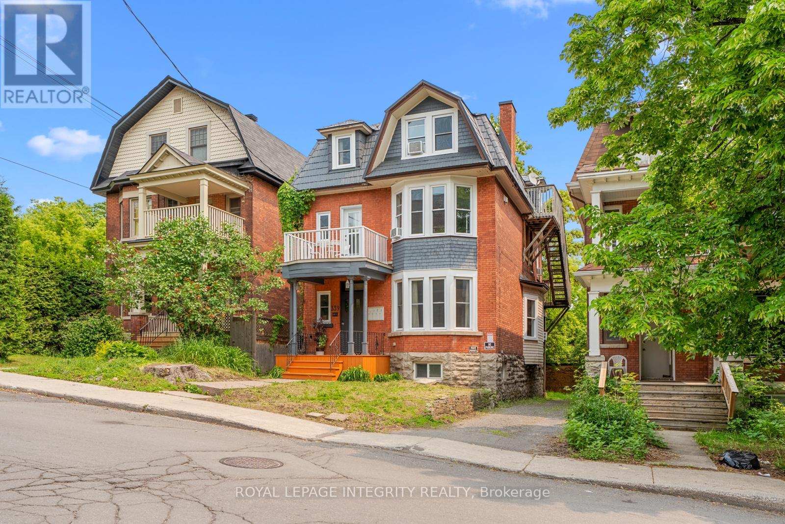 339 CHAPEL STREET, Ottawa, Ontario