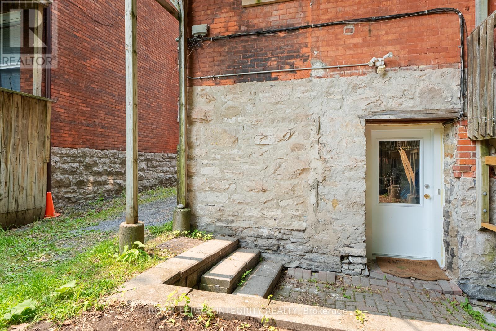 339 Chapel Street, Ottawa, Ontario  K1N 7Z5 - Photo 37 - X12722776