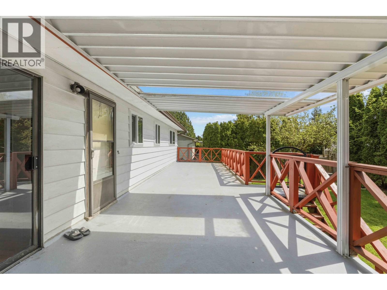 22970 Storey Avenue, Maple Ridge, British Columbia  V2X 3W1 - Photo 31 - R3116027