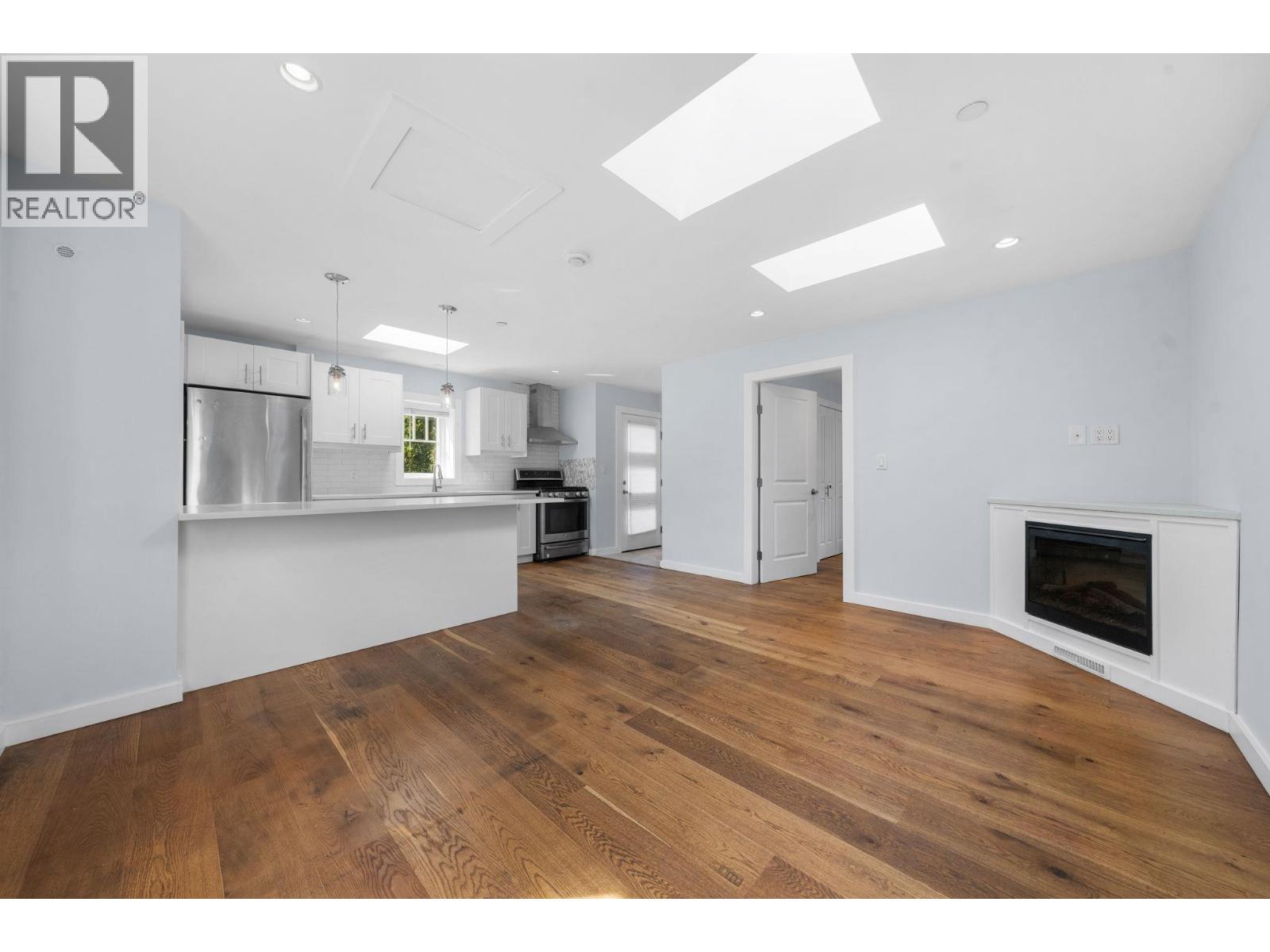 339 E 41st Avenue, Vancouver, British Columbia  V5W 1N9 - Photo 5 - R3116030