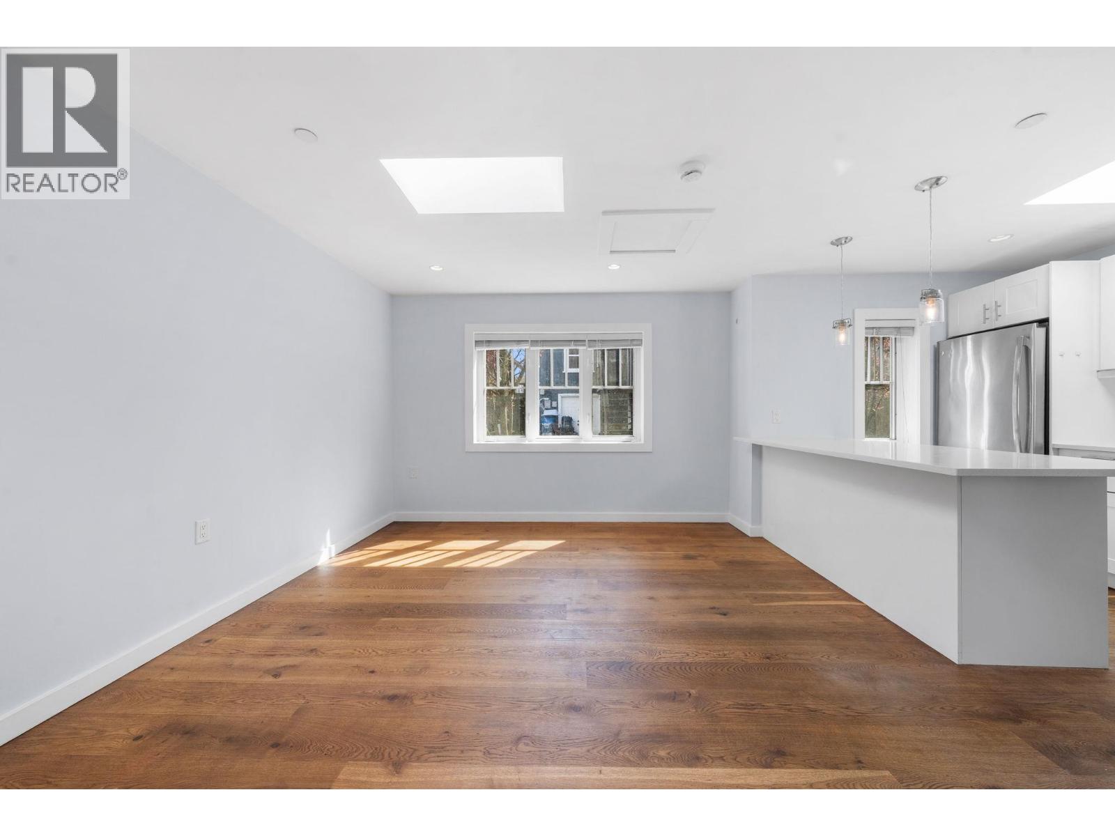 339 E 41st Avenue, Vancouver, British Columbia  V5W 1N9 - Photo 7 - R3116030