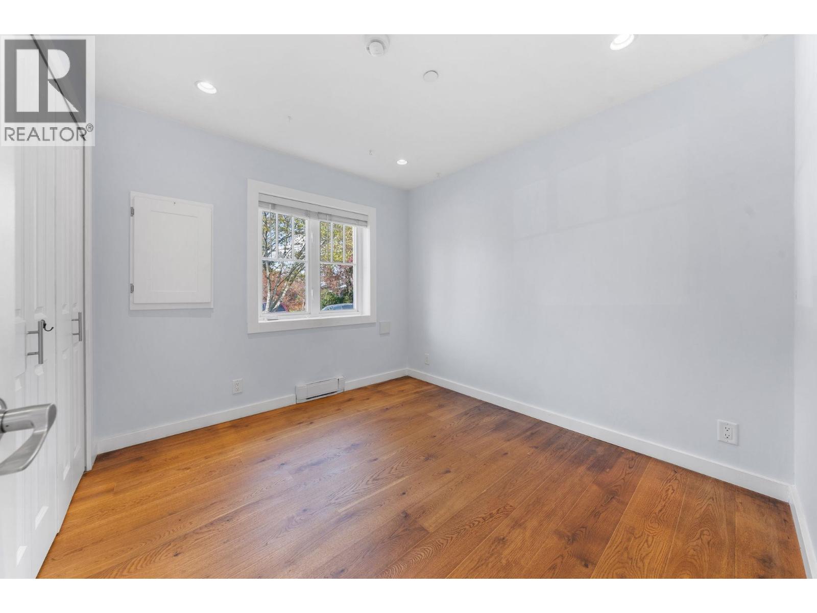 339 E 41st Avenue, Vancouver, British Columbia  V5W 1N9 - Photo 8 - R3116030