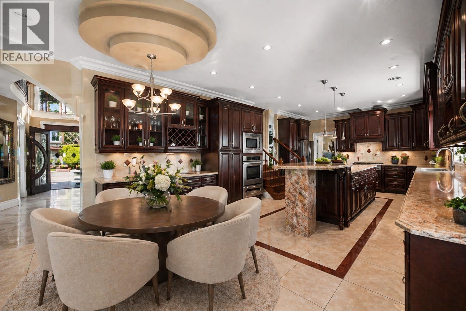 2982 Sunridge Court, Coquitlam, British Columbia  V3E 3M5 - Photo 10 - R3116043