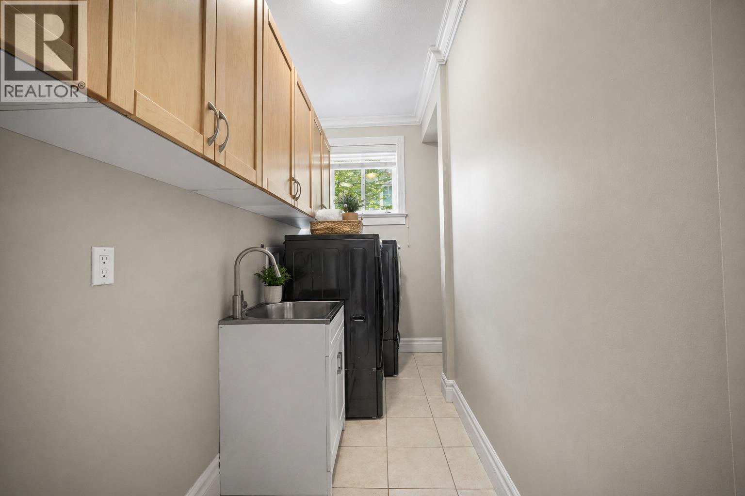 2982 Sunridge Court, Coquitlam, British Columbia  V3E 3M5 - Photo 24 - R3116043