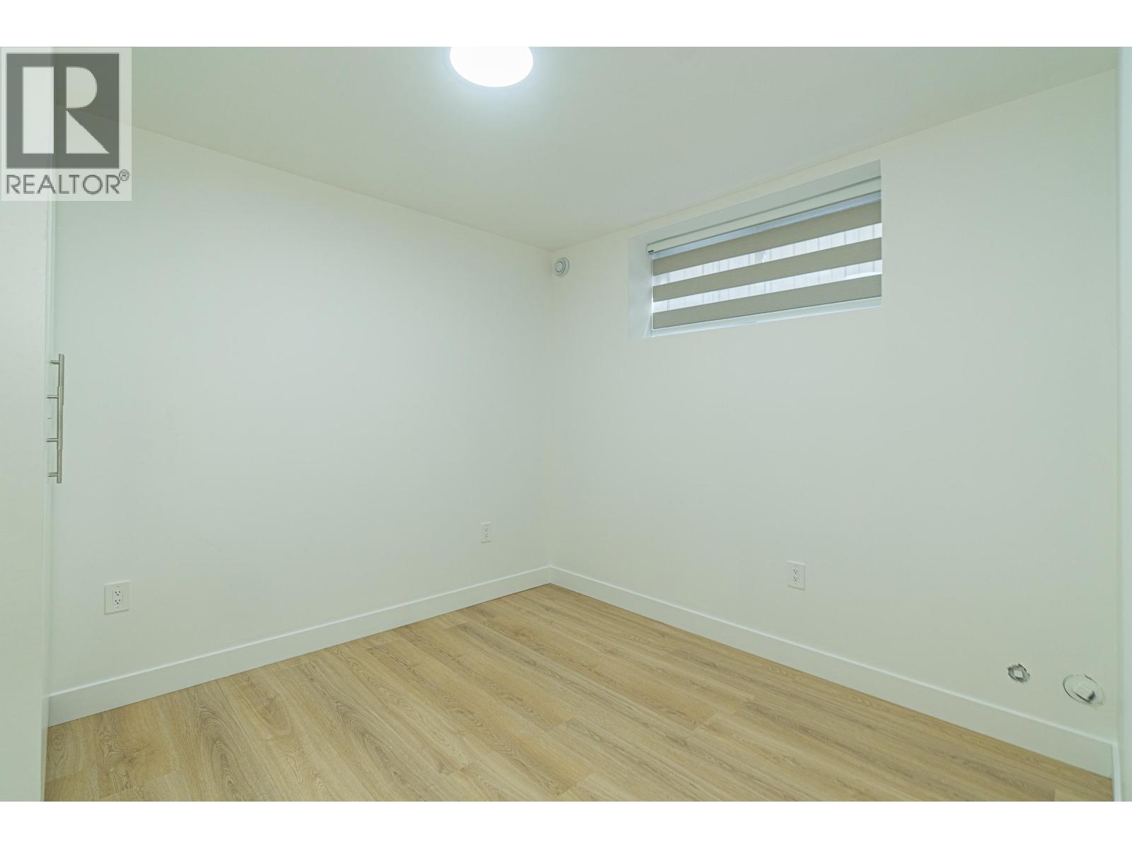 4152 Pender Street, Burnaby, British Columbia  V5C 2M2 - Photo 32 - R3116052