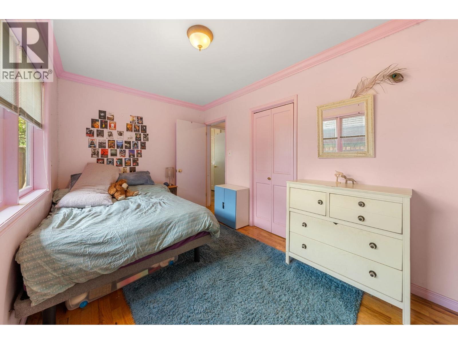 2010 Mackay Avenue, North Vancouver, British Columbia  V7P 2M7 - Photo 19 - R3116063