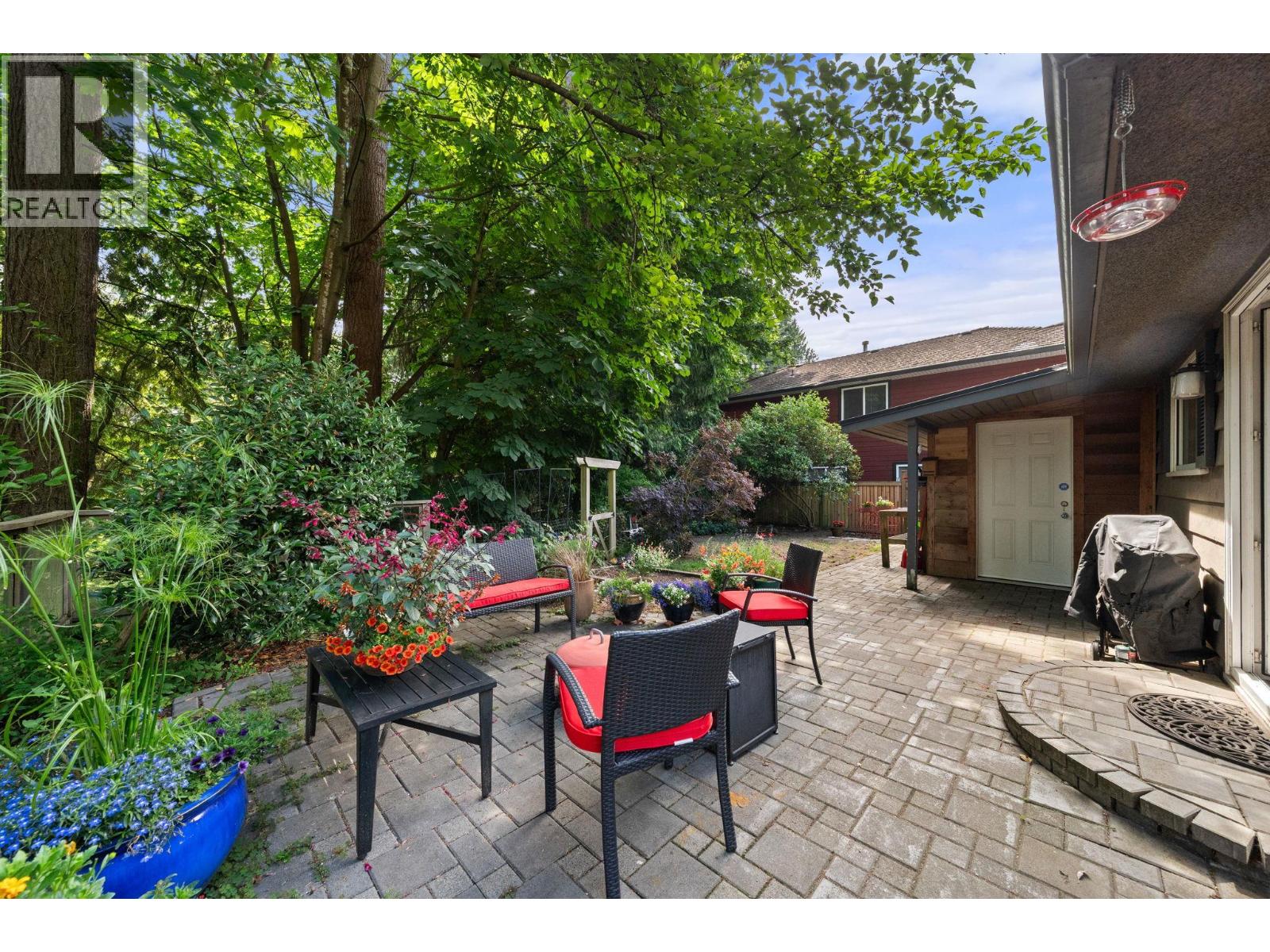 2010 Mackay Avenue, North Vancouver, British Columbia  V7P 2M7 - Photo 25 - R3116063