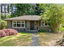 2010 MACKAY AVENUE, North Vancouver, British Columbia
