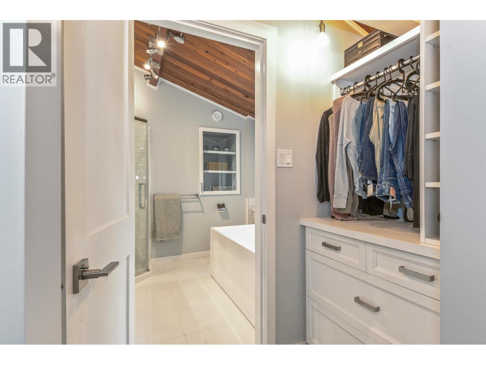 22948 132 Avenue, Maple Ridge, British Columbia  V4R 0A8 - Photo 26 - R3116065