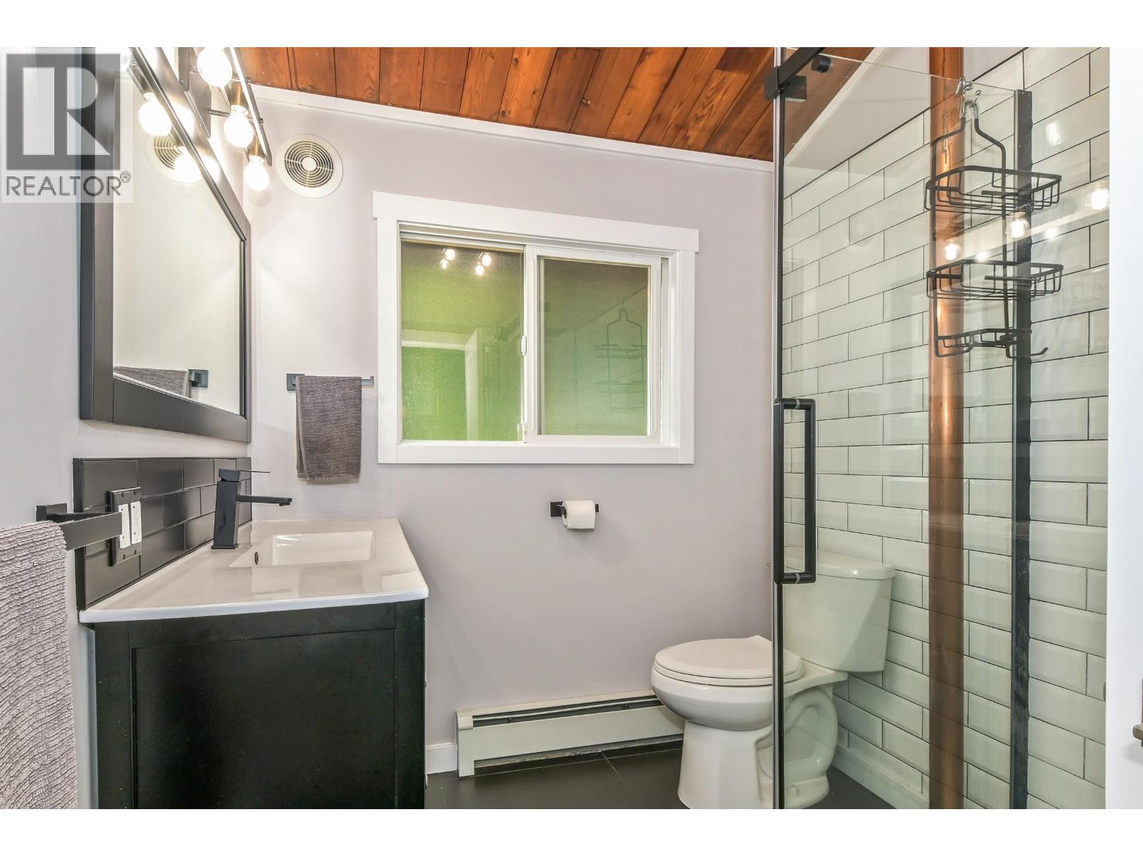 22948 132 Avenue, Maple Ridge, British Columbia  V4R 0A8 - Photo 36 - R3116065