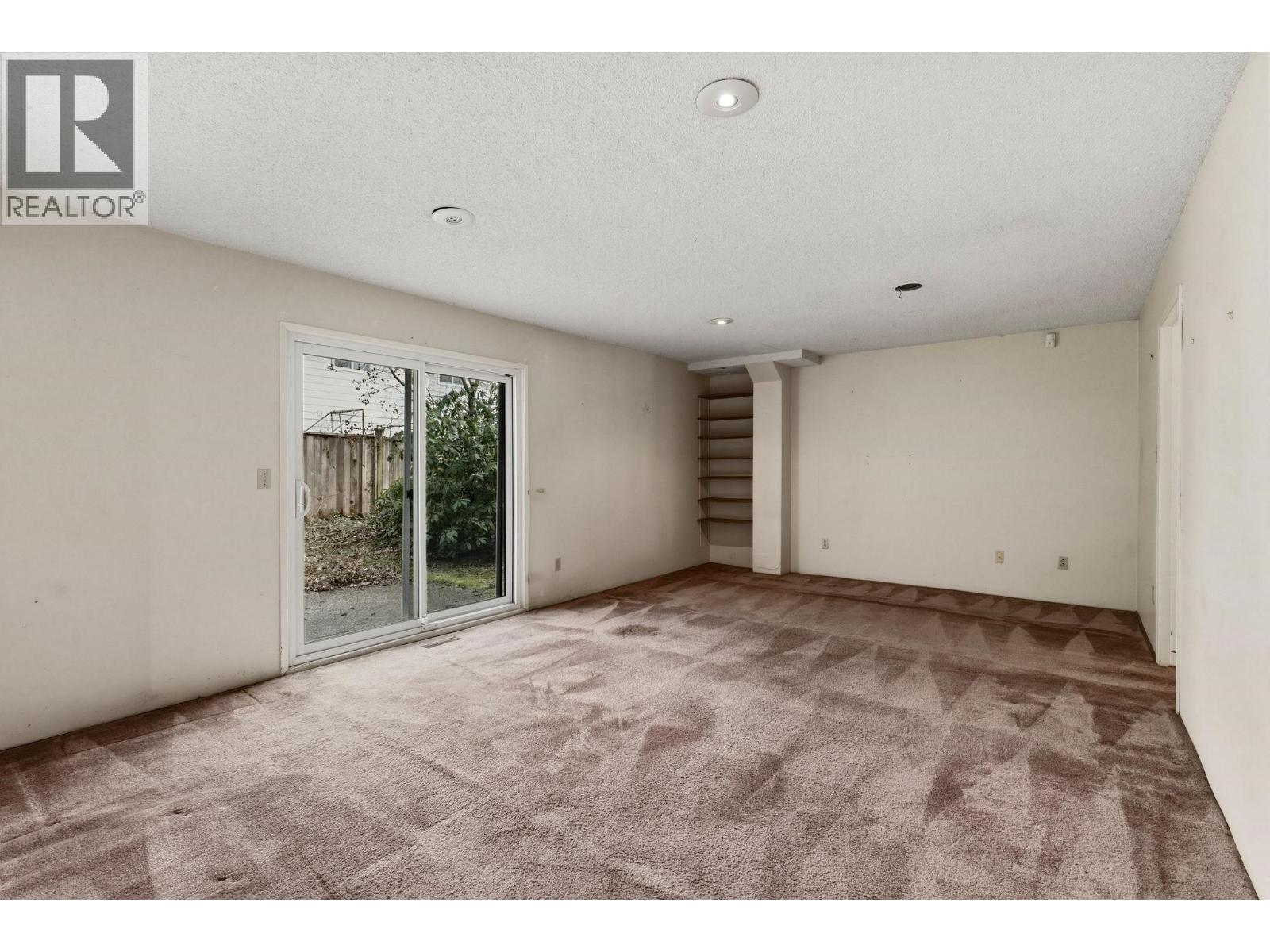 1298 Novak Drive, Coquitlam, British Columbia  V3E 1W9 - Photo 11 - R3116072