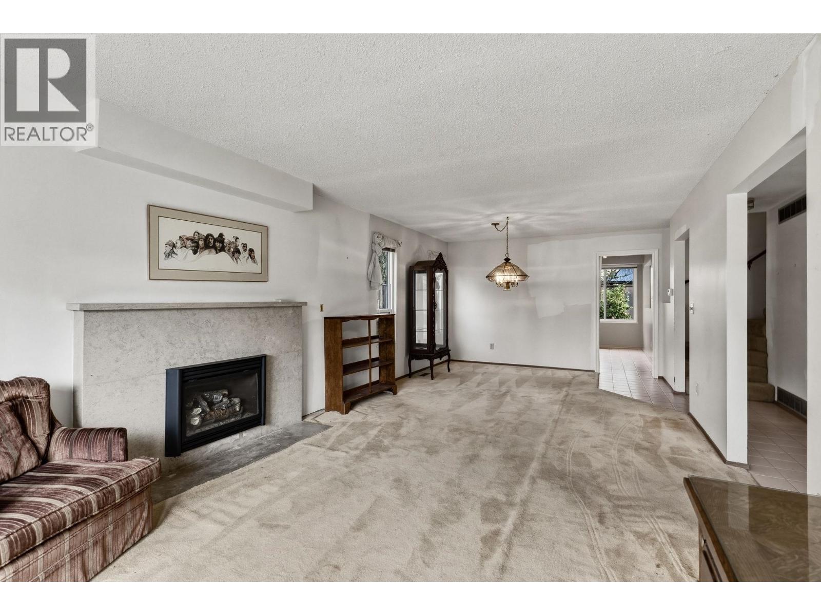 1298 Novak Drive, Coquitlam, British Columbia  V3E 1W9 - Photo 8 - R3116072