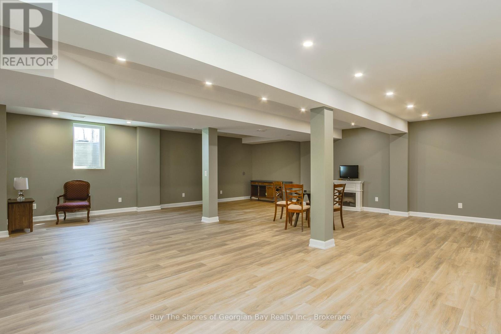 27 Beausoleil Drive, Penetanguishene, Ontario  L9M 0V7 - Photo 29 - S13049054