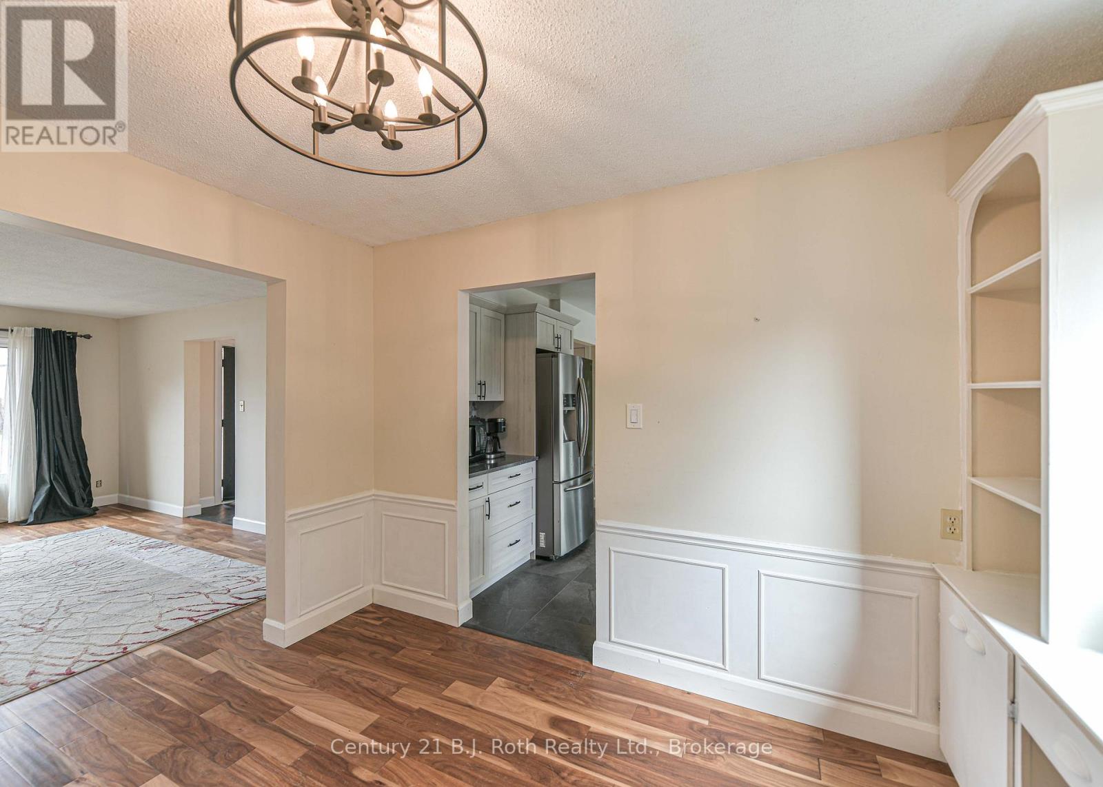 8 Carmichael Court, Orillia, Ontario  L3V 7R6 - Photo 13 - S13049078