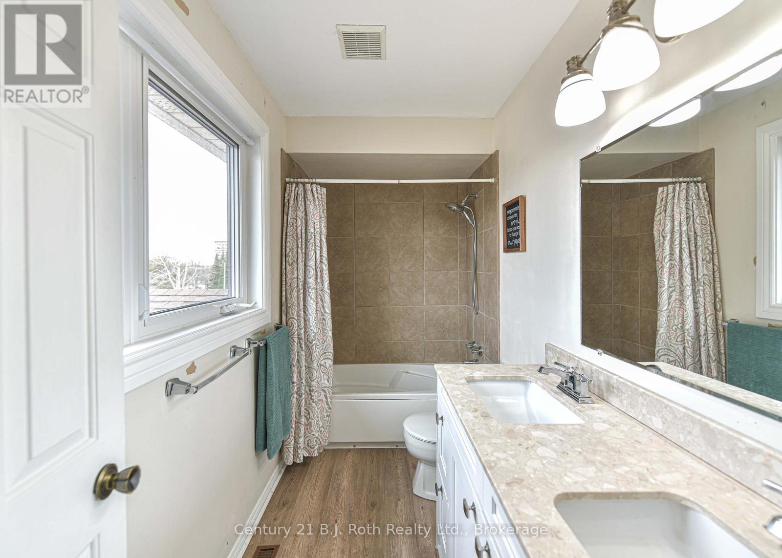 8 Carmichael Court, Orillia, Ontario  L3V 7R6 - Photo 25 - S13049078