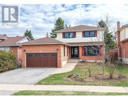 8 CARMICHAEL COURT, orillia, Ontario