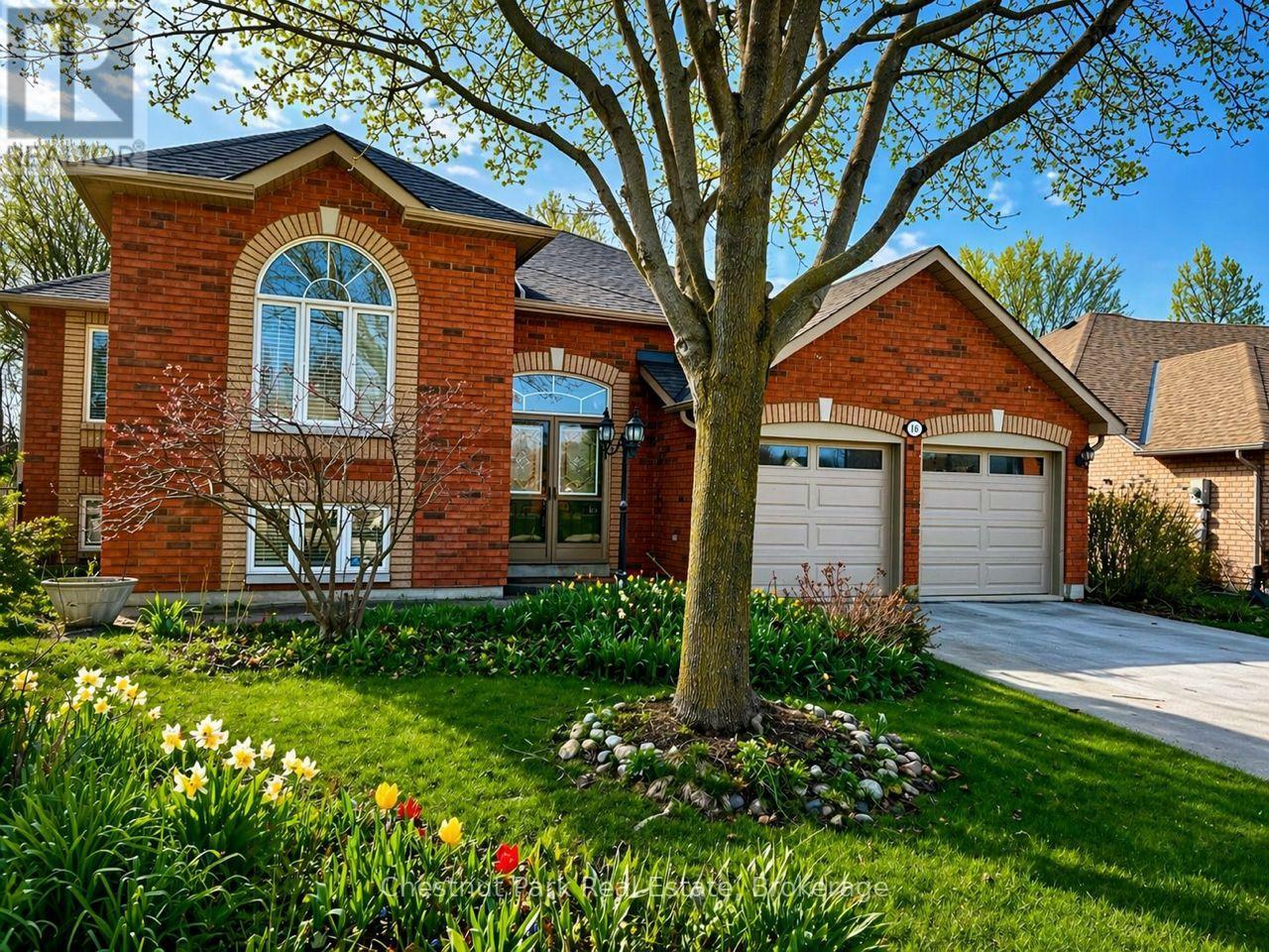 16 GREEN PINE CRESCENT, Wasaga Beach, Ontario