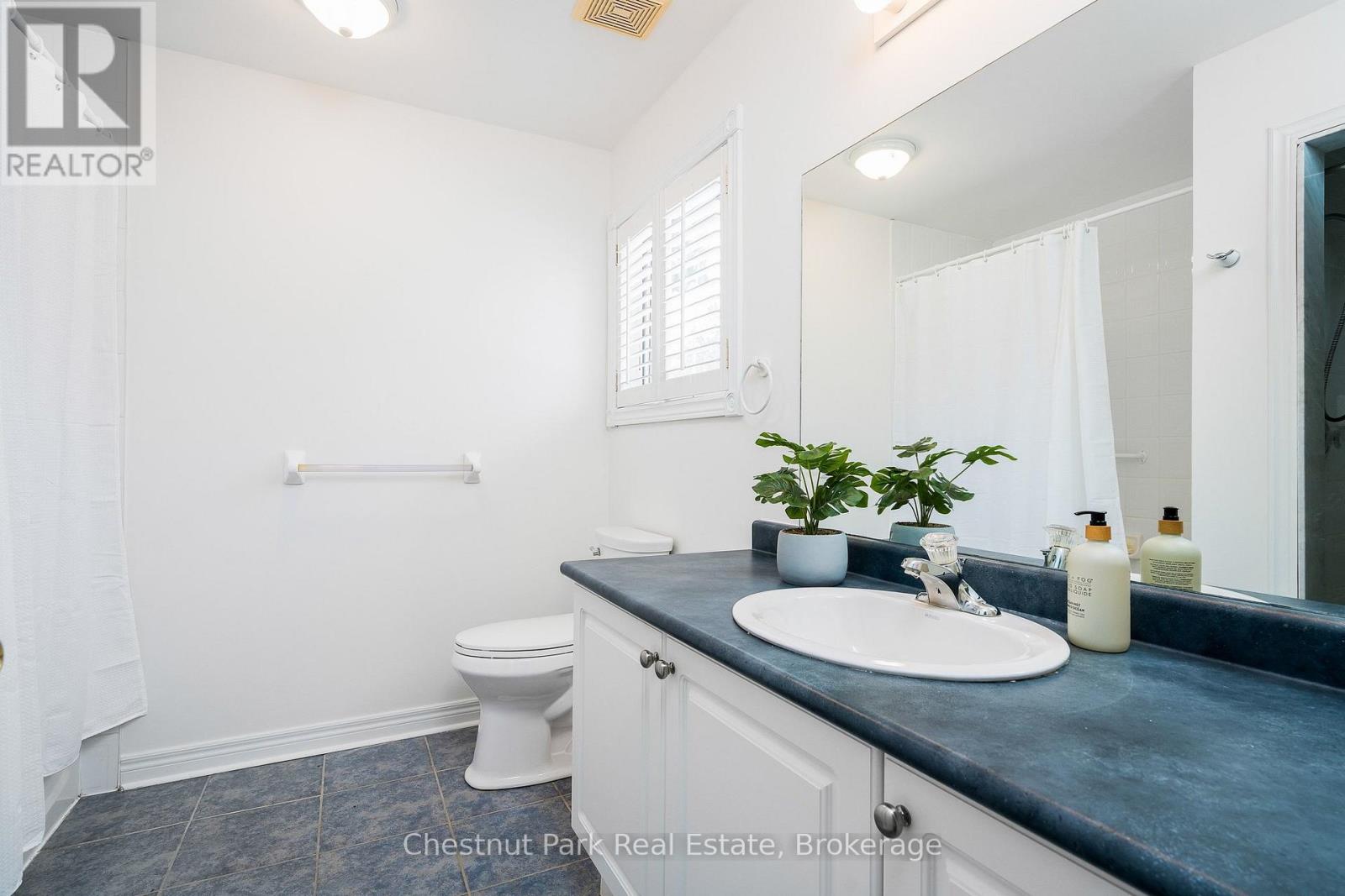 16 Green Pine Crescent, Wasaga Beach, Ontario  L9Z 1P6 - Photo 25 - S13049128