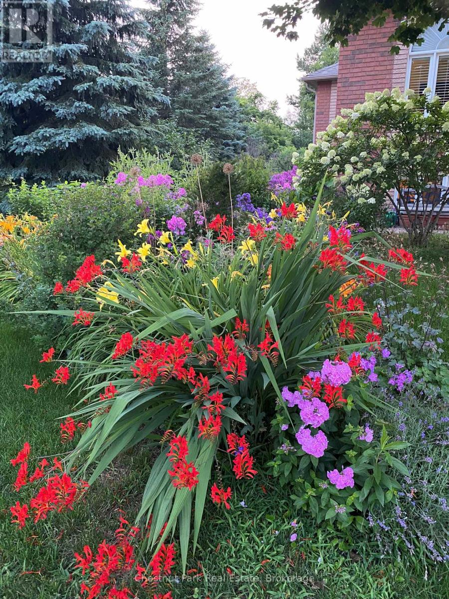 16 Green Pine Crescent, Wasaga Beach, Ontario  L9Z 1P6 - Photo 50 - S13049128