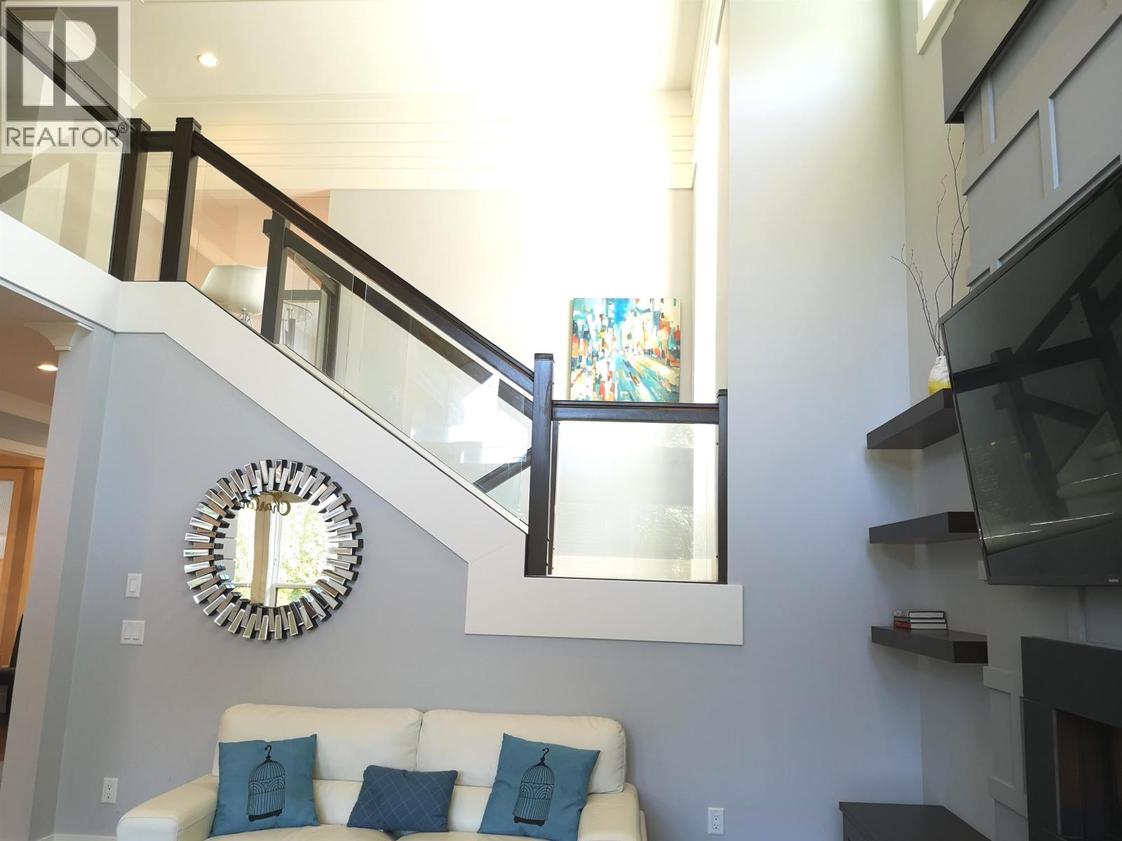 8211 Seafair Drive, Richmond, British Columbia  V7C 1X3 - Photo 10 - R3116089