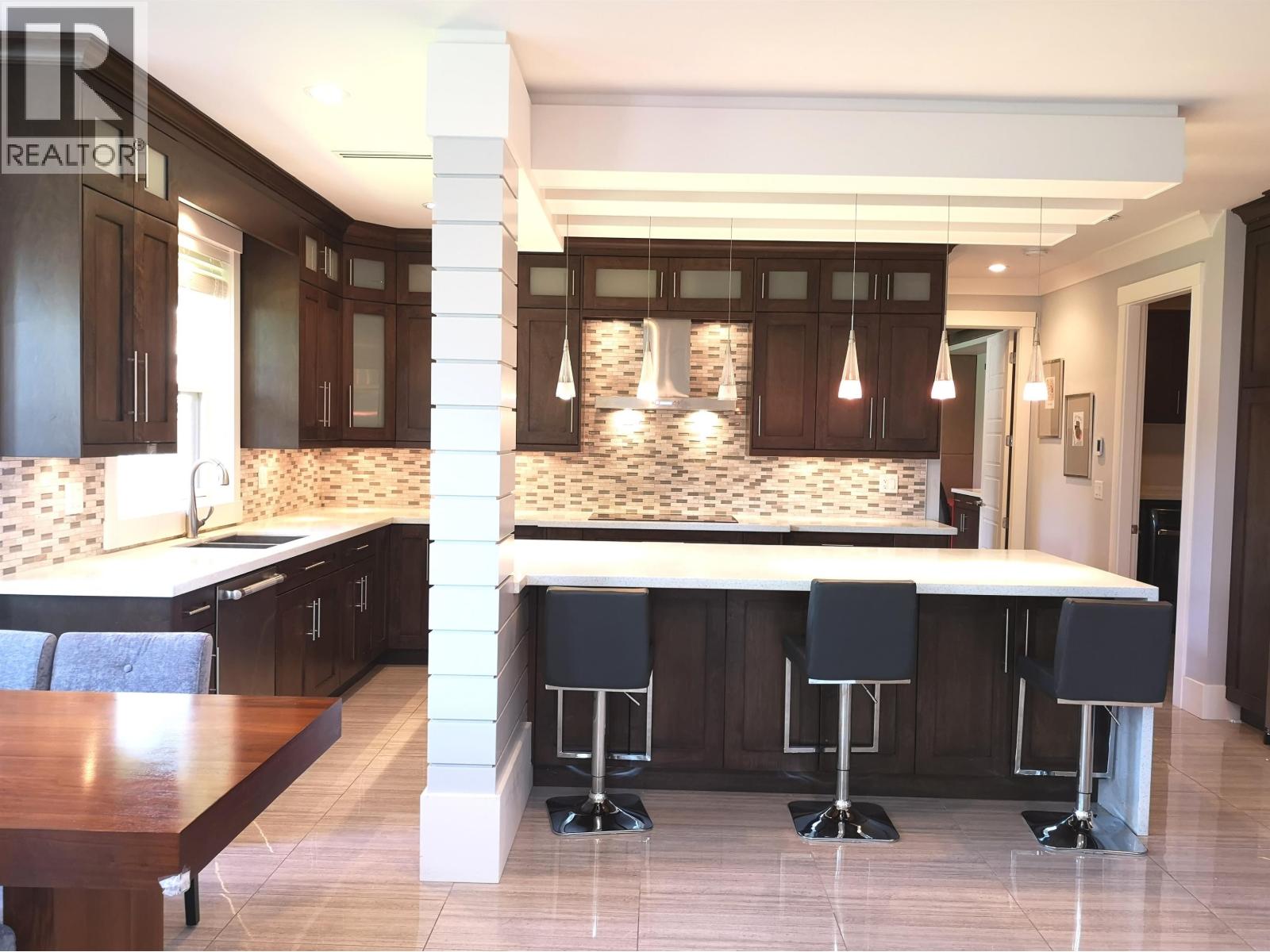 8211 Seafair Drive, Richmond, British Columbia  V7C 1X3 - Photo 11 - R3116089