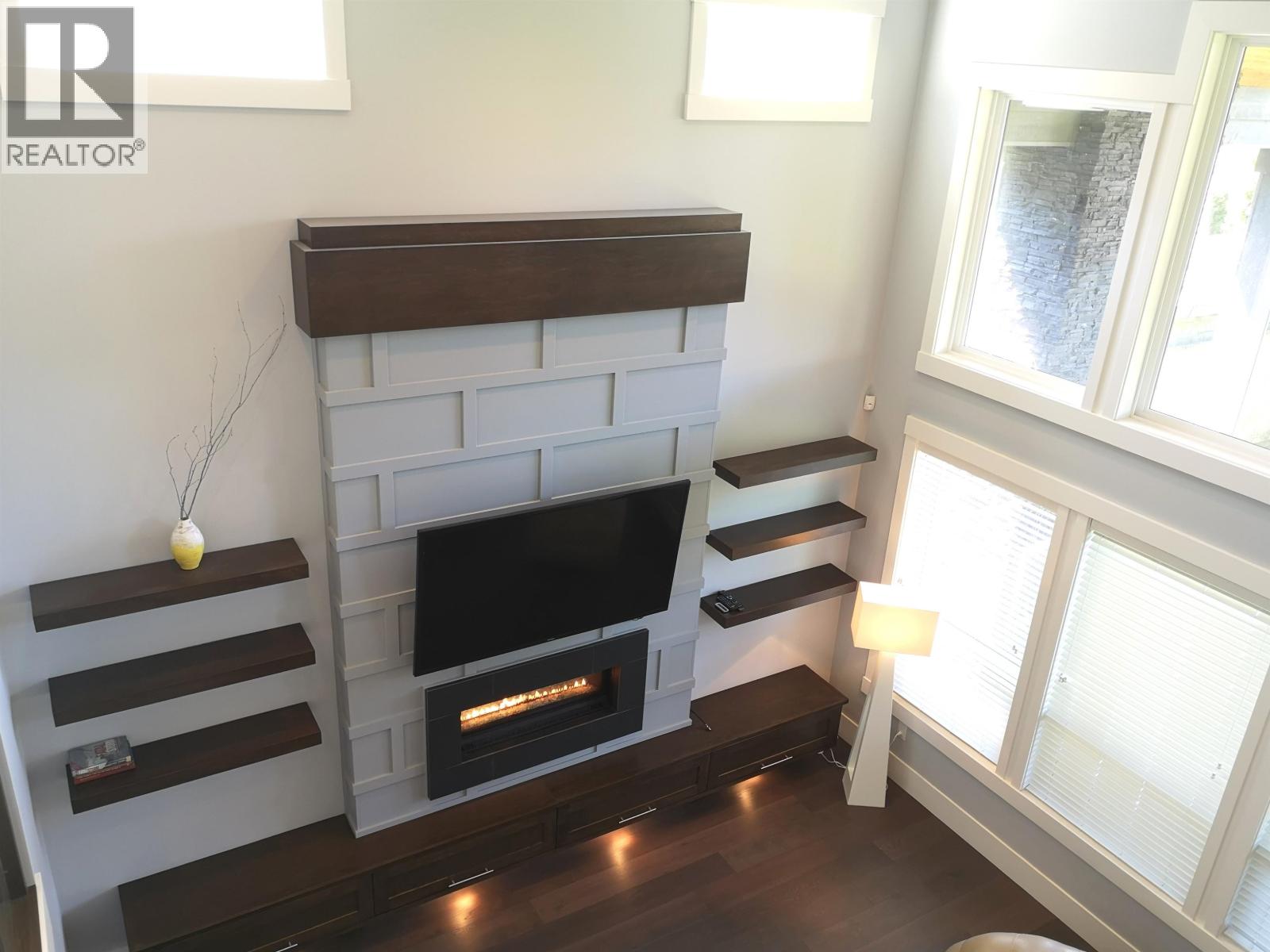 8211 Seafair Drive, Richmond, British Columbia  V7C 1X3 - Photo 19 - R3116089