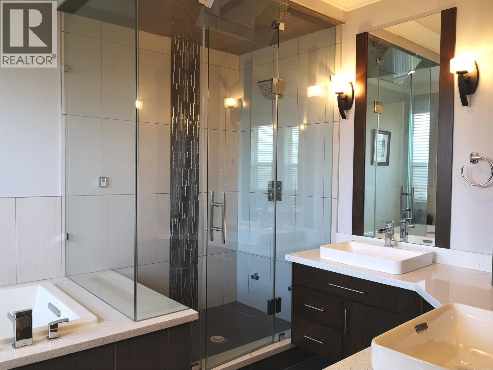 8211 Seafair Drive, Richmond, British Columbia  V7C 1X3 - Photo 22 - R3116089