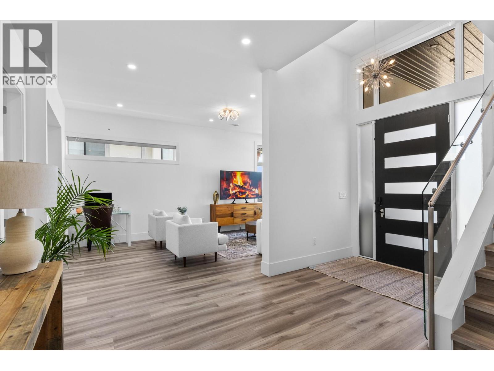 683 Deans Drive, Kelowna, British Columbia  V1P 1A1 - Photo 42 - 10381540