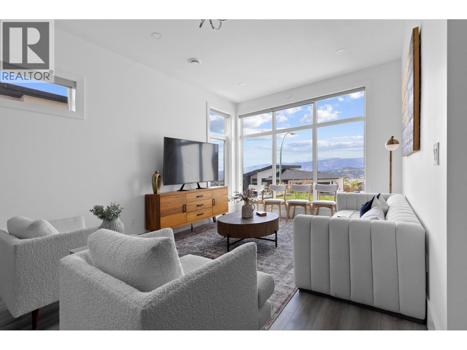 683 Deans Drive, Kelowna, British Columbia  V1P 1A1 - Photo 44 - 10381540