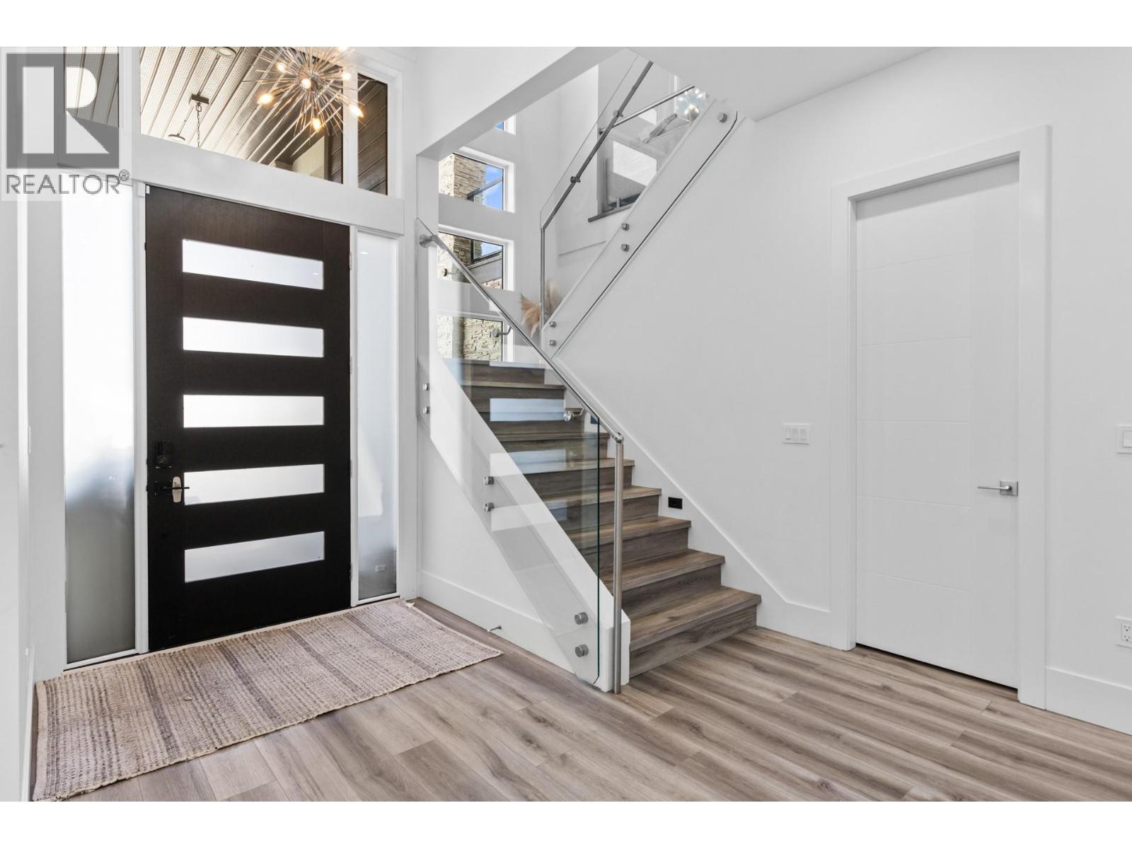 683 Deans Drive, Kelowna, British Columbia  V1P 1A1 - Photo 40 - 10381540