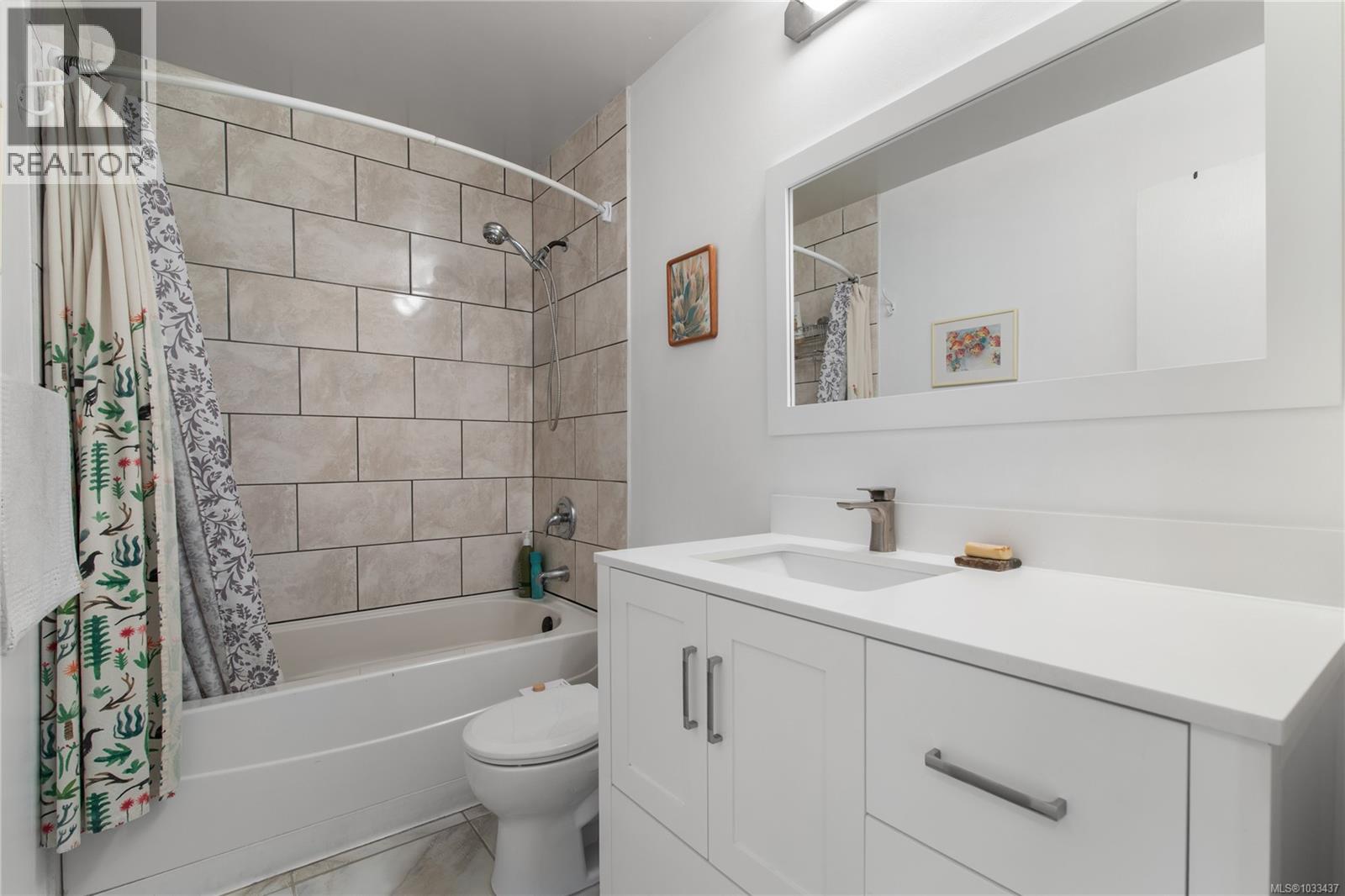 7 400 Culduthel Rd, Saanich, British Columbia  V8Z 1G1 - Photo 19 - 1033437