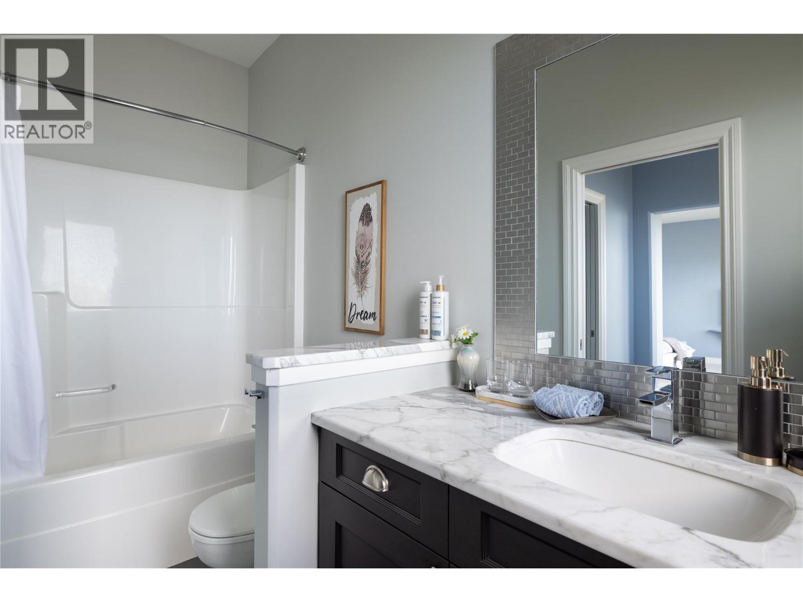 1010 Lamont Court, Kelowna, British Columbia  V1W 5J1 - Photo 40 - 10384640