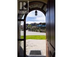 1010 Lamont Court, Kelowna, British Columbia  V1W 5J1 - Photo 3 - 10384640