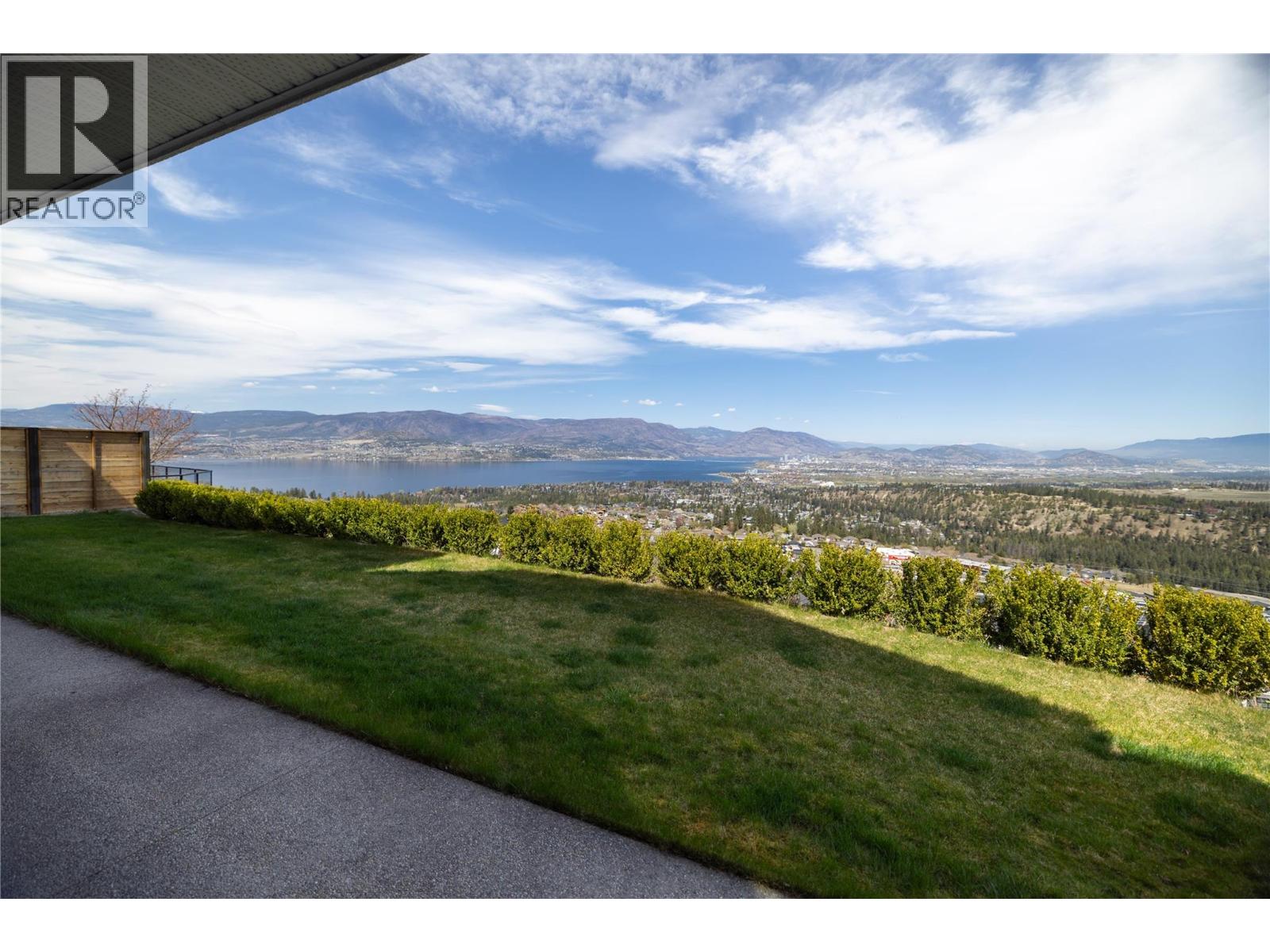 1010 Lamont Court, Kelowna, British Columbia  V1W 5J1 - Photo 45 - 10384640