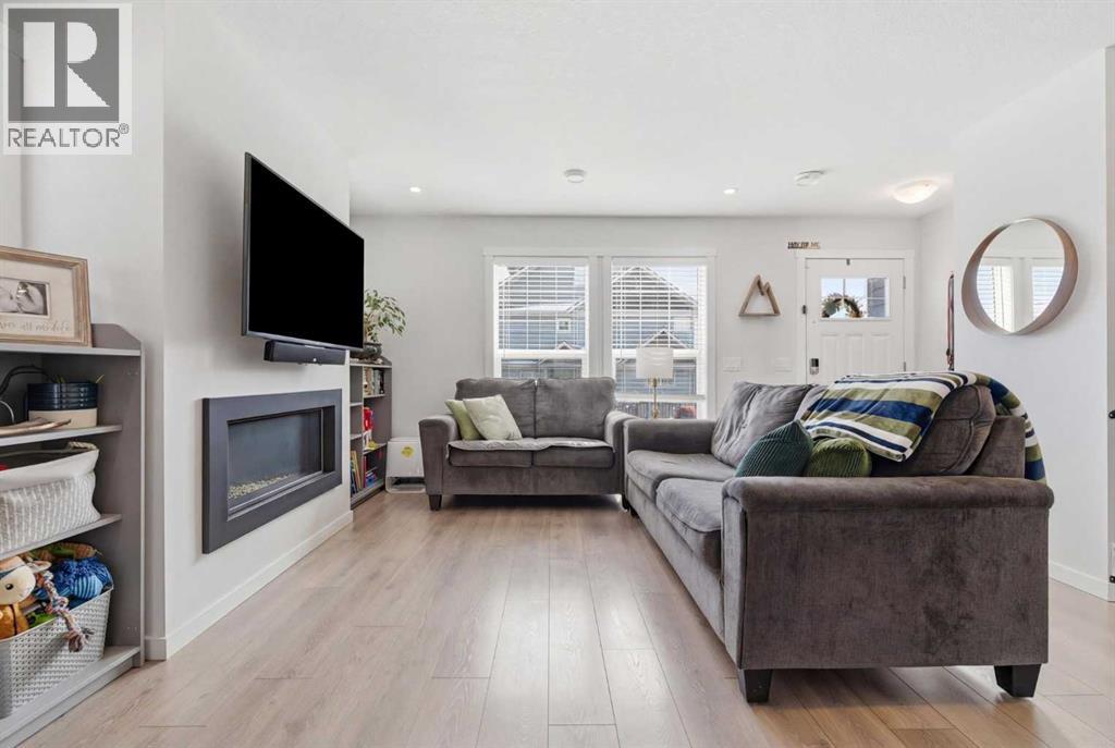 479 Cranbrook Square Se, Calgary, Alberta  T3M 3E3 - Photo 4 - A2298626