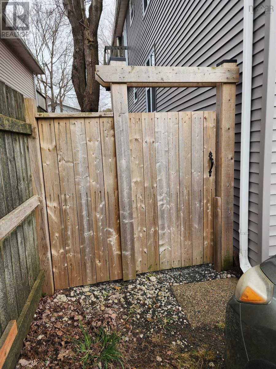 391 389-393 Renfrew Street, Halifax, Nova Scotia  B2Y 2M4 - Photo 17 - 202608739