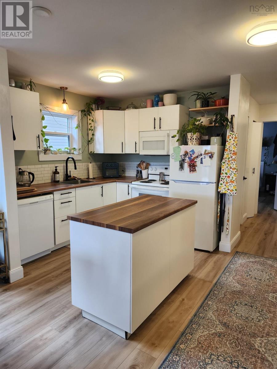 391 389-393 Renfrew Street, Halifax, Nova Scotia  B2Y 2M4 - Photo 3 - 202608739