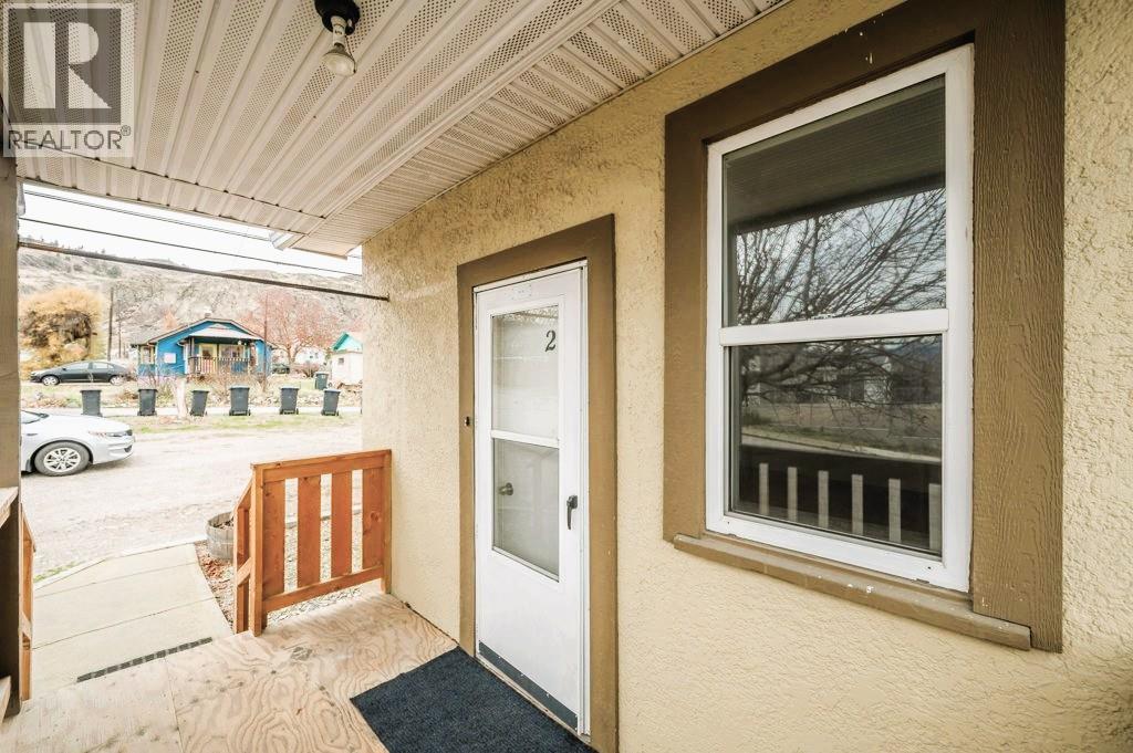 428 Hillcrest Avenue, Oliver, British Columbia  V0H 1T0 - Photo 7 - 10384891