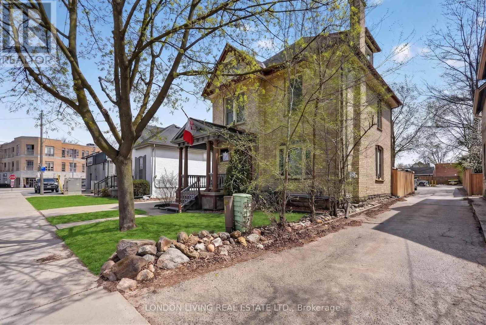 141 Bruce Street, London South, Ontario  N6C 1G9 - Photo 3 - X13049060