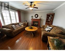 51 Snow Crescent
