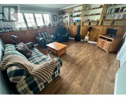 51 Snow Crescent