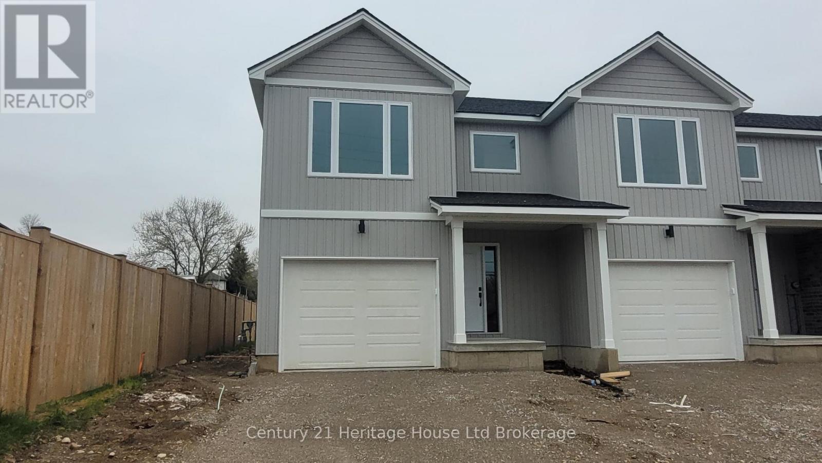 50 Park Row, Woodstock, Ontario  N4S 1V8 - Photo 1 - X12757452