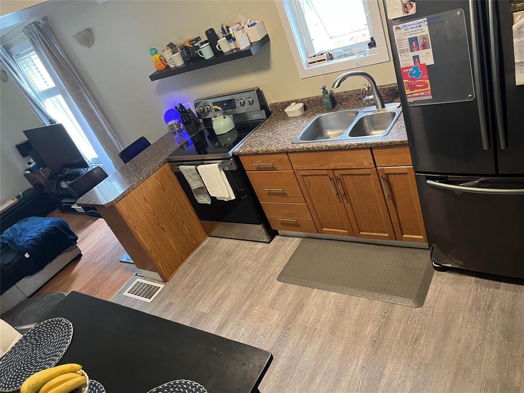 224 Hartford Avenue, Winnipeg, Manitoba  R2V 0L8 - Photo 7 - 202603053