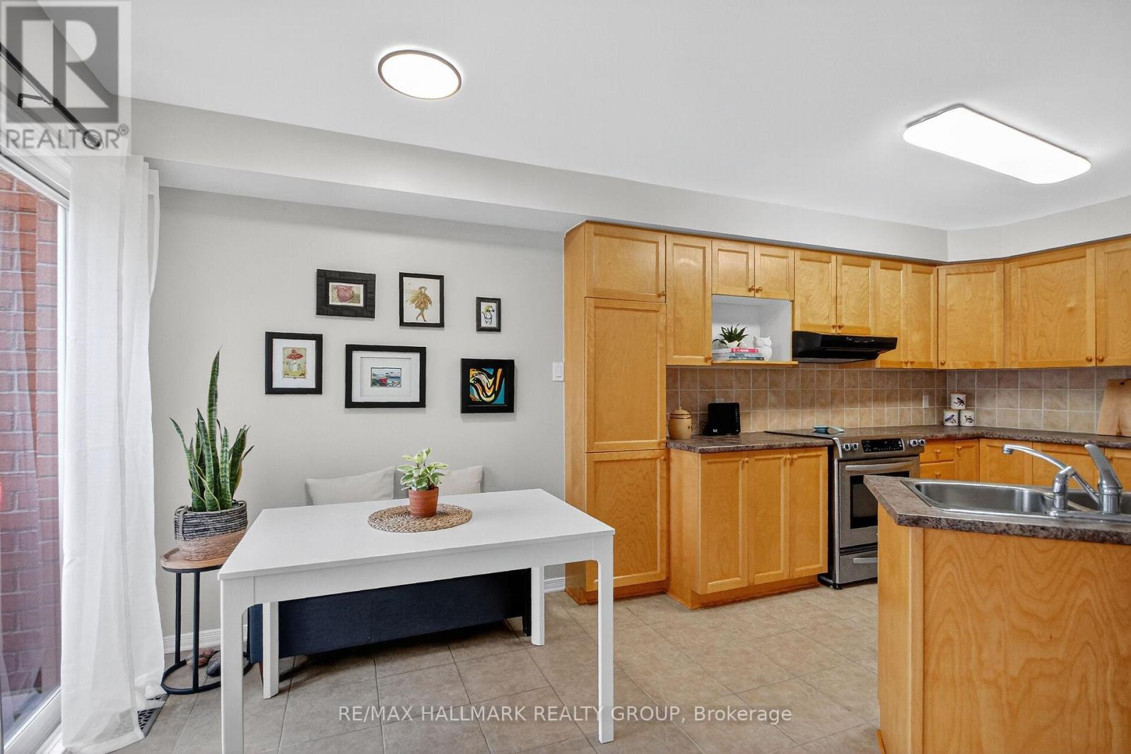 135 Gatespark Private, Ottawa, Ontario  K2T 1L1 - Photo 18 - X13049110