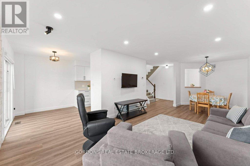 24 - 1098 King Street W, Kingston, Ontario  K7M 8J1 - Photo 11 - X12996388