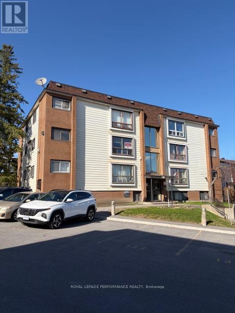 8 - 51 Sumac Street, Ottawa, Ontario  K1J 7T7 - Photo 3 - X12853500
