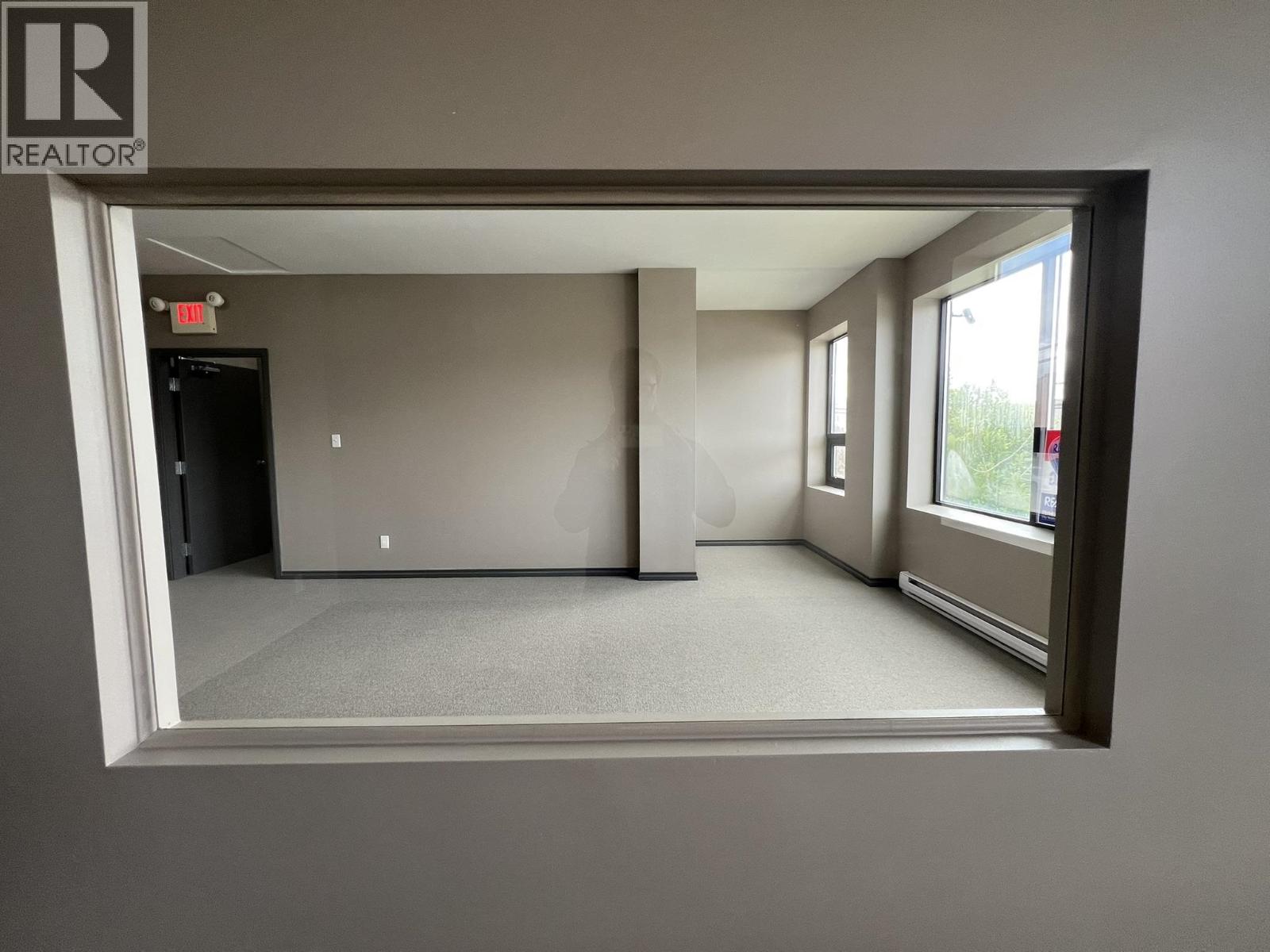 B Upper 7156 Gilley Avenue, Burnaby, British Columbia  V5J 4X2 - Photo 5 - C8075721