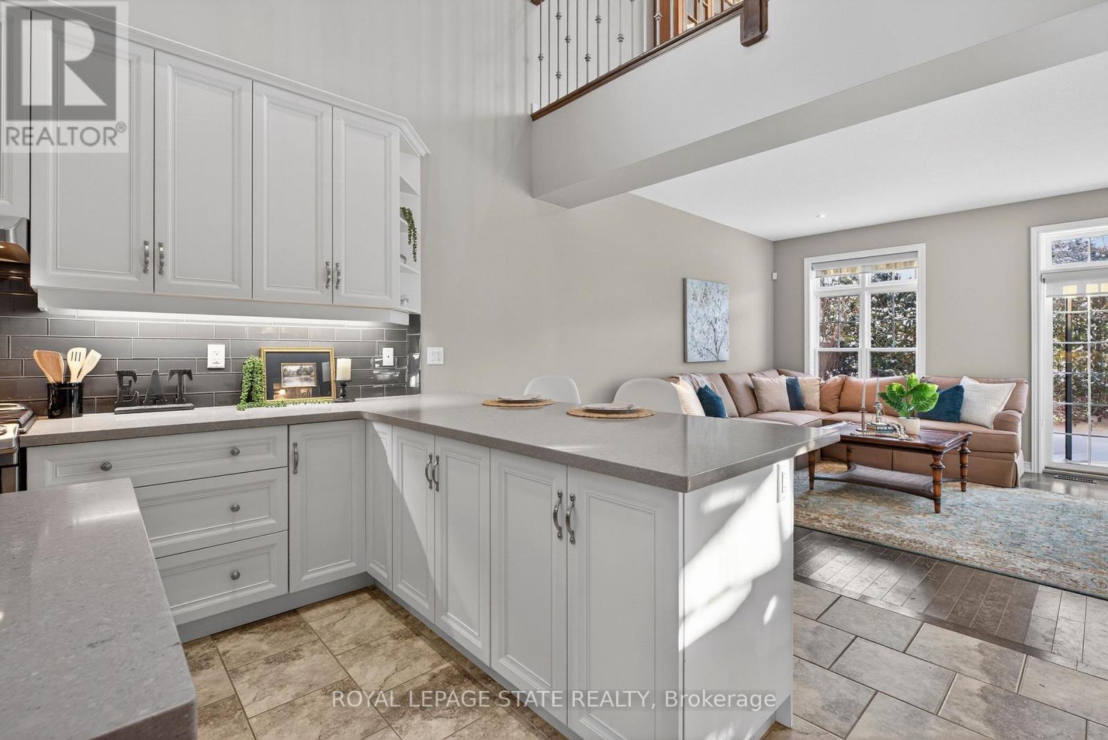 27 Black Walnut Crescent, Hamilton, Ontario  L9K 0B7 - Photo 14 - X12733738